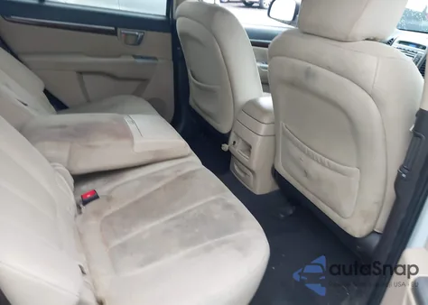 2010 Hyundai Santa Fe Gls z USA, uszkodzony, nr VIN 5NMSG3AB1AH385978